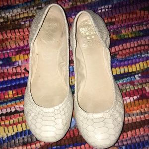 Vince Camuto Flats